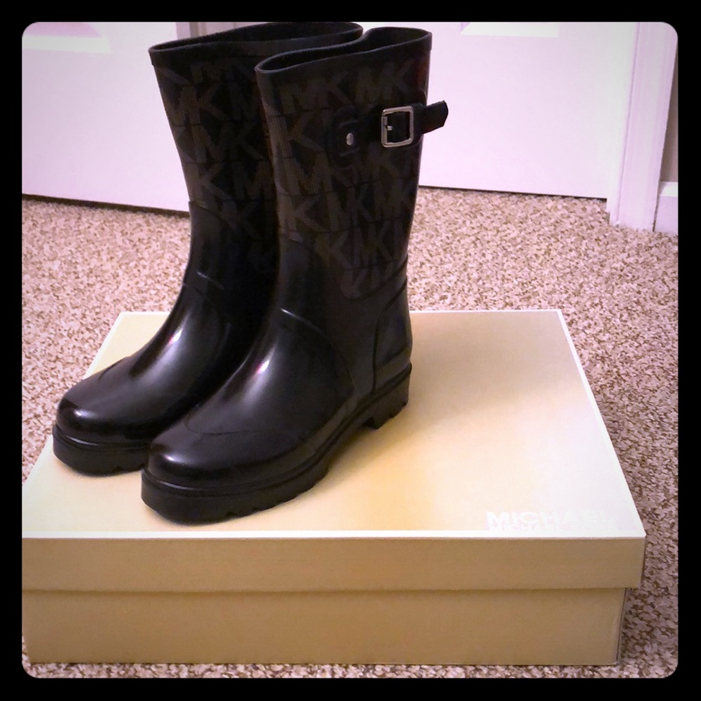 micheal kors rain boots